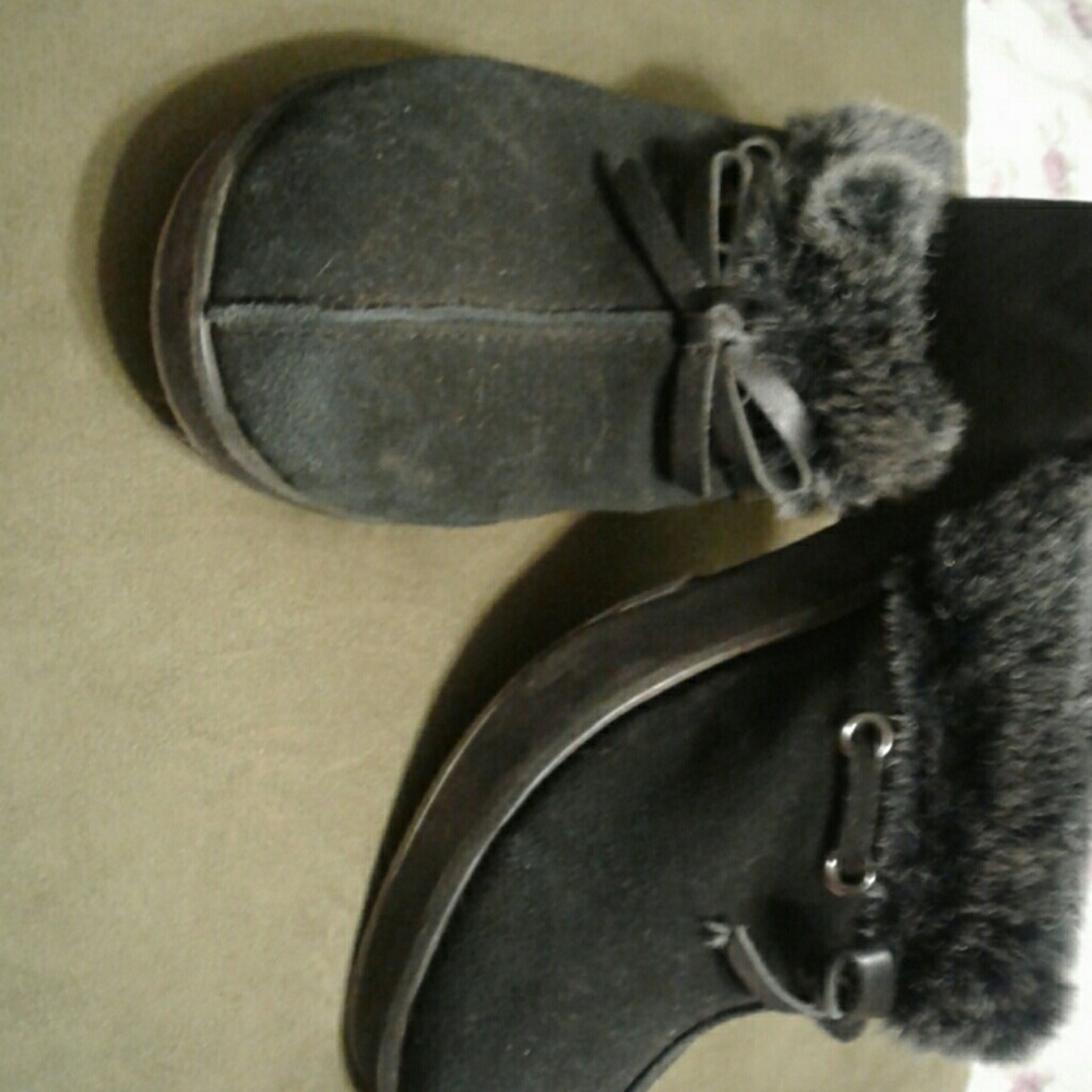 Sketchers heels